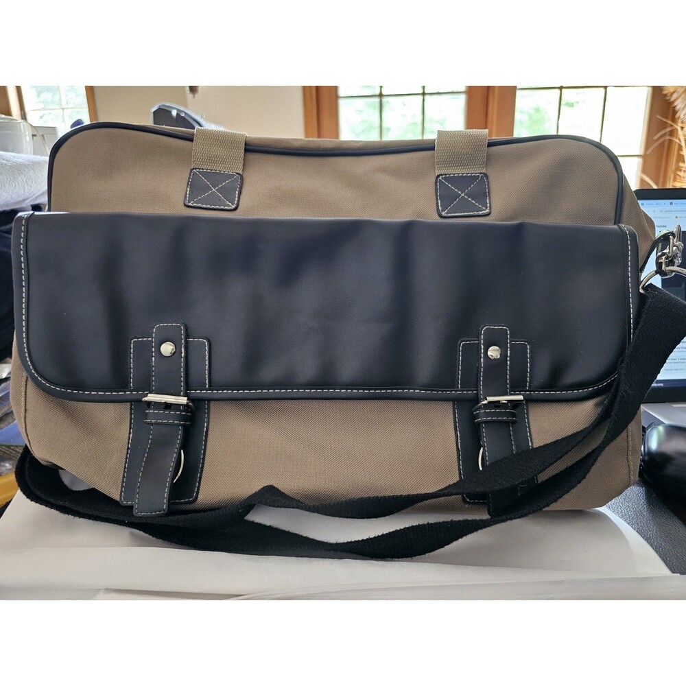 Thirty-One Messenger Bag Tan & Black Canvas Faux Leather Trim Shoulder Crossbody